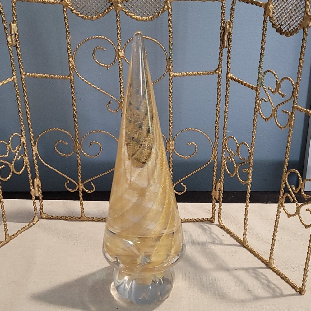 Art deco tree